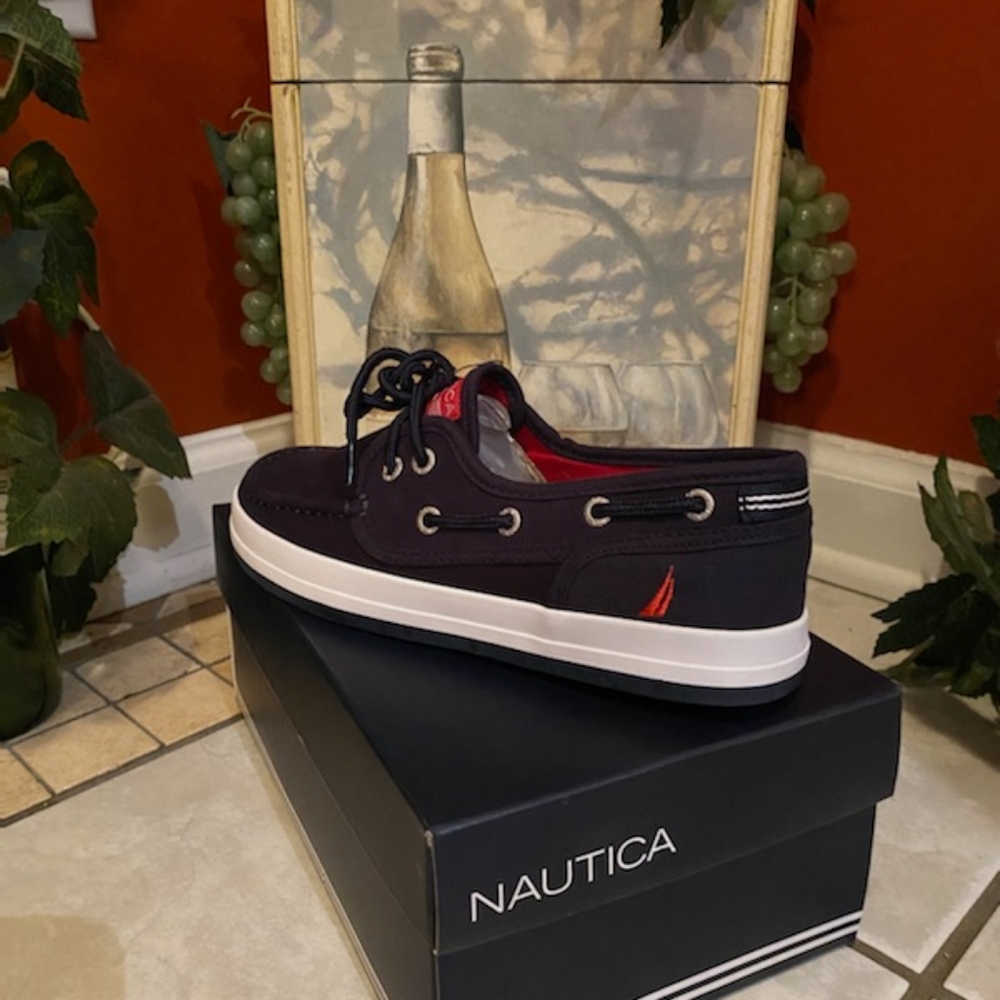 Nautica